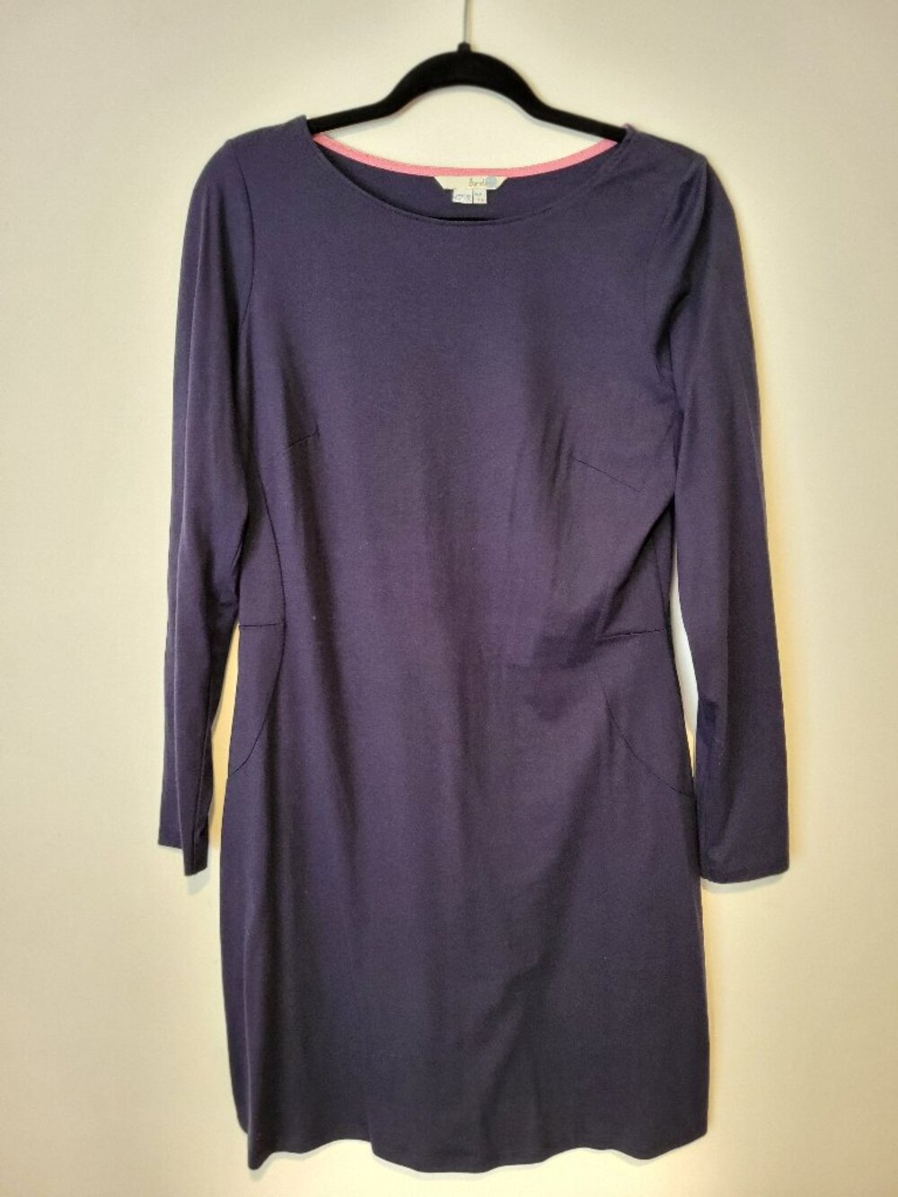 Boden navy long sleeve t-shirt dress, above the knee. Size 10. Never worn.
